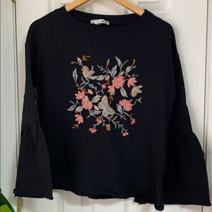 ⭐️3x$25 Flared sleeve